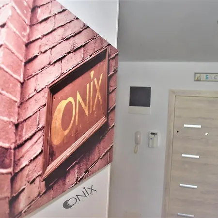 아파트 Olr *